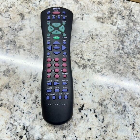 RCA UNIVERSAL BLACK REMOTE CONTROL VCR VHS TV CABLE AUX DVD SATELITE COMBO - Picture 2 of 6